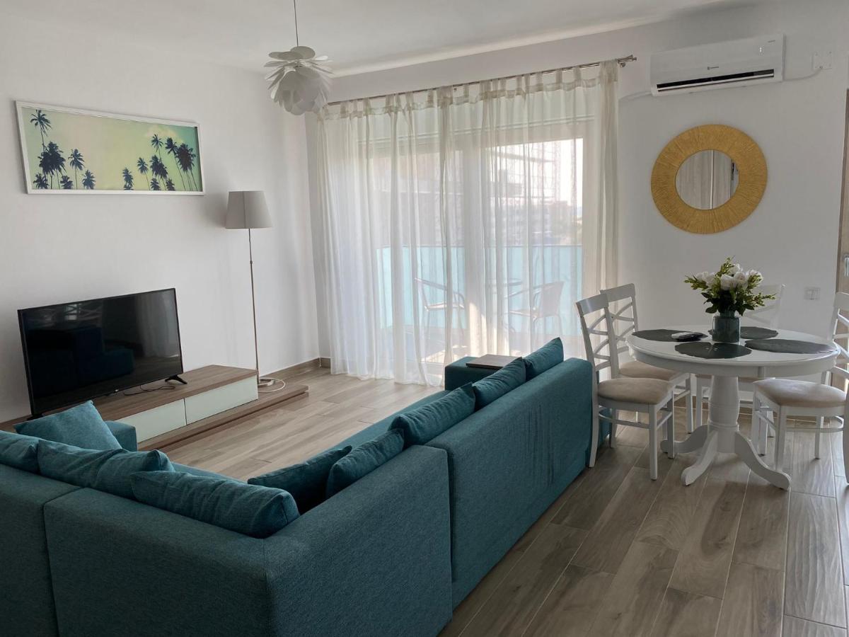 Marina Surf Hotel Navodari Bagian luar foto