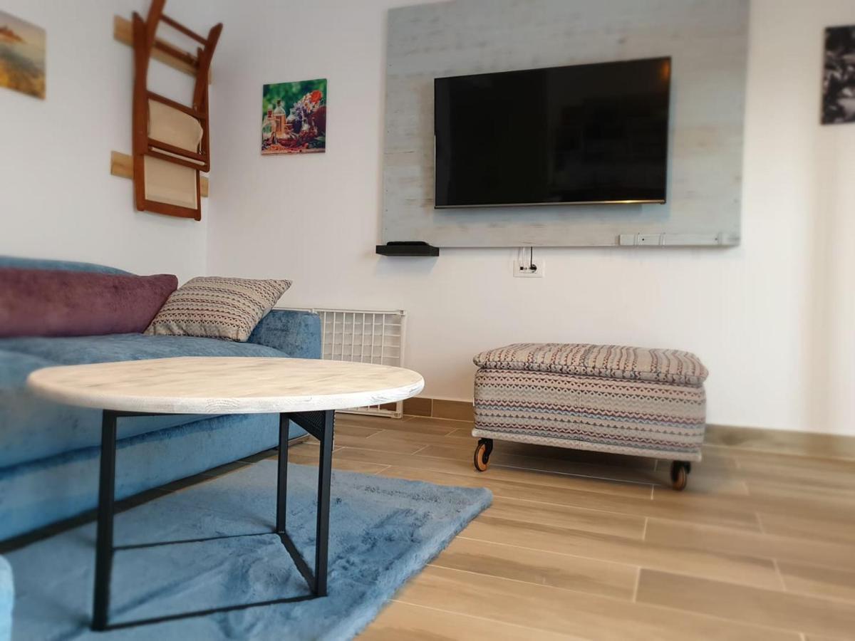 Marina Surf Hotel Navodari Bagian luar foto